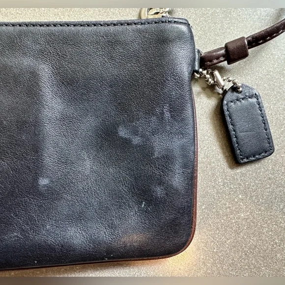 Coach Black Leather Interior with Brown Lining - Picture 8 of 8